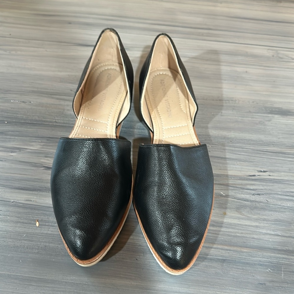 Adrienne Vittadini size 7.5 black dress flats.